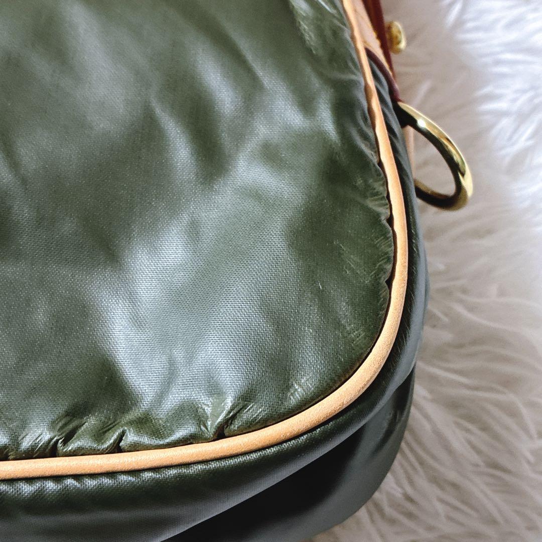 良品⭐️ハンティングワールド　バチュークロス　メッセンジャーバッグ　メンズ　カーキ