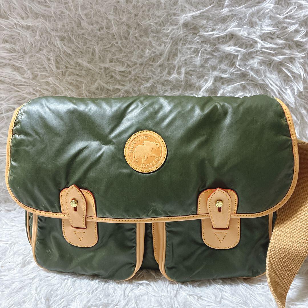 良品⭐️ハンティングワールド　バチュークロス　メッセンジャーバッグ　メンズ　カーキ