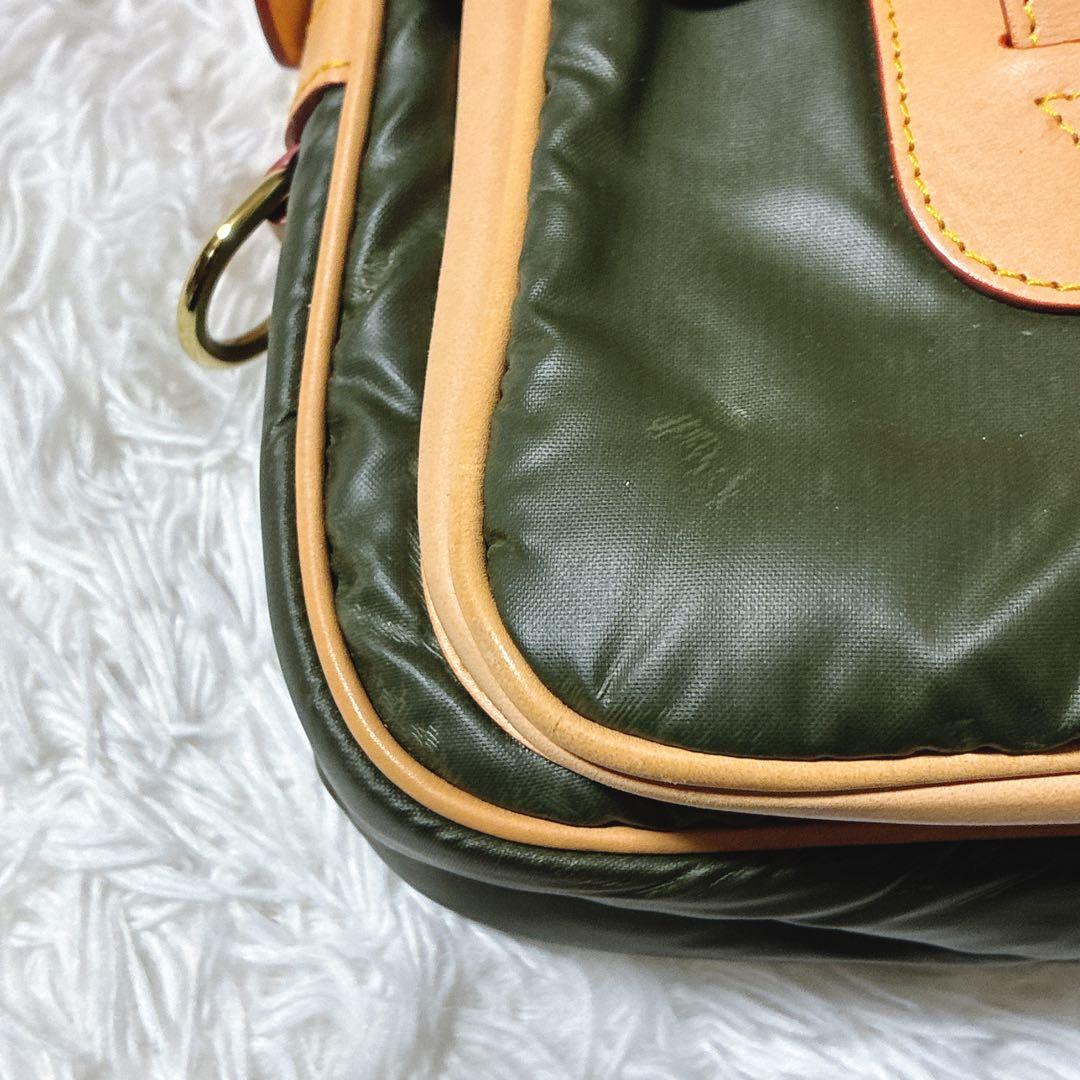 良品⭐️ハンティングワールド　バチュークロス　メッセンジャーバッグ　メンズ　カーキ