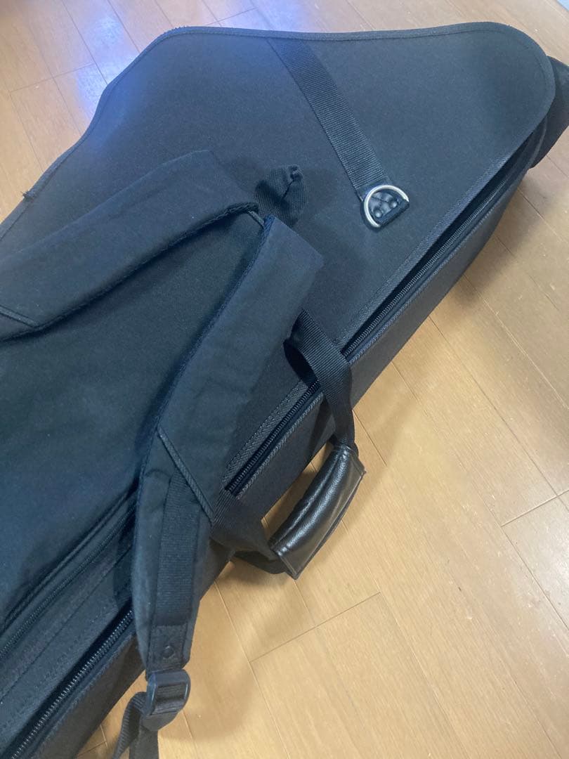 バリトンサックス io B-1091 ケース】