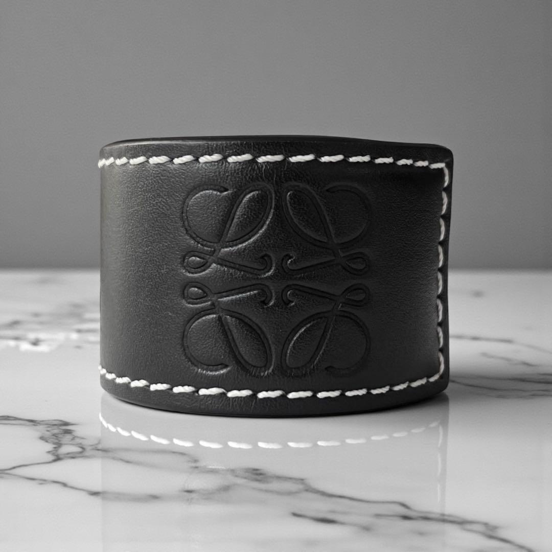 現行モデル ロエベ アナグラム スラップ ブレスレット レザー ブラック