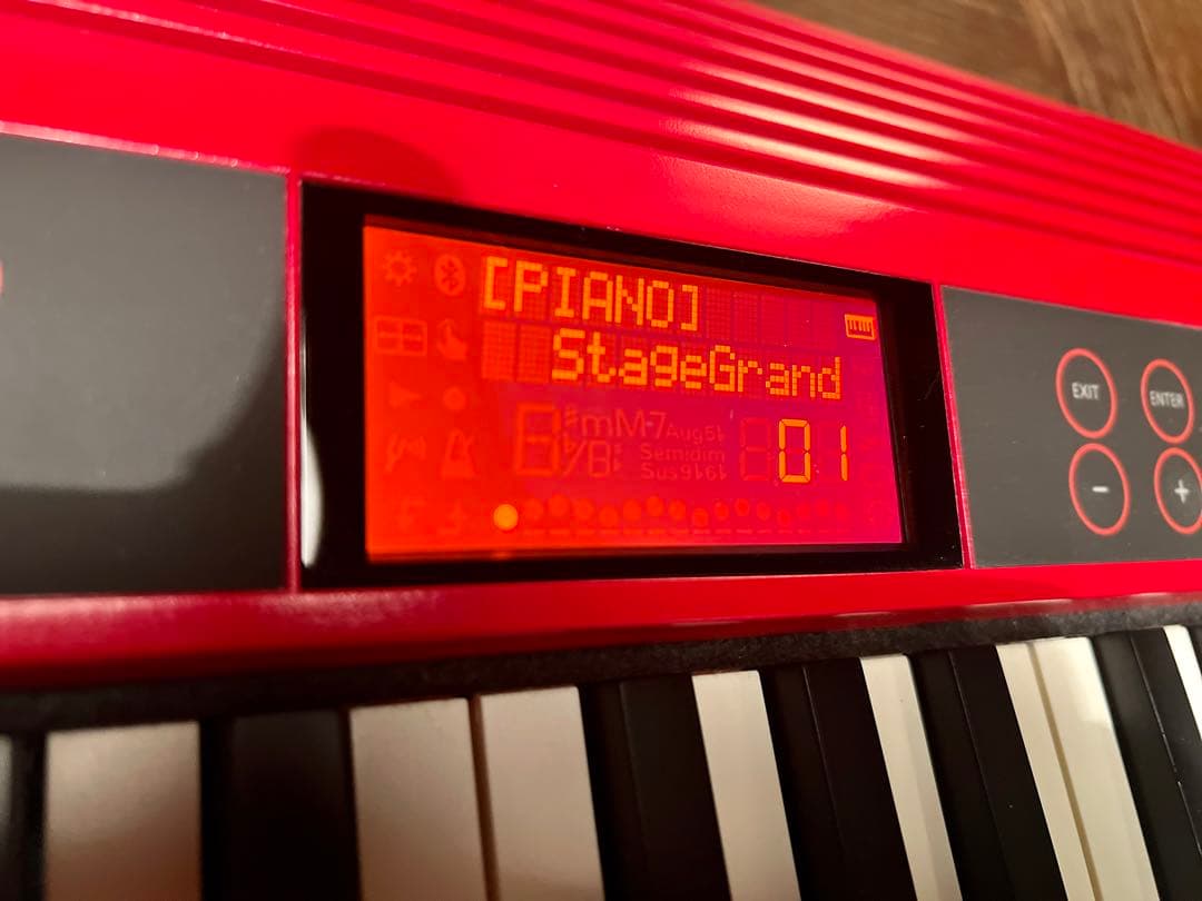 Roland GO:KEYS 61鍵 赤 譜面台 スタンド