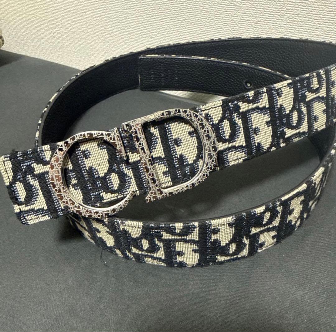 Dior モノグラムベルト CDロゴ - メルカリ