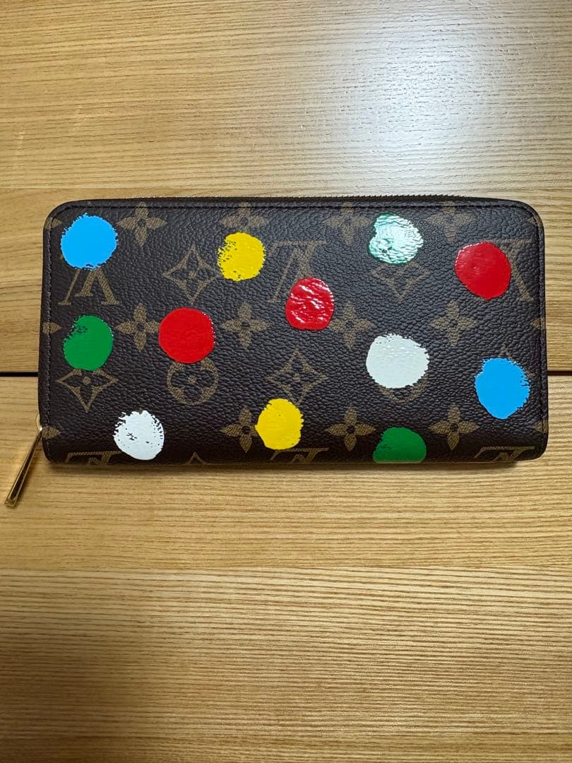 KIRUAIMULouis Vuitton 草間彌生コラボ　長財布 箱付き