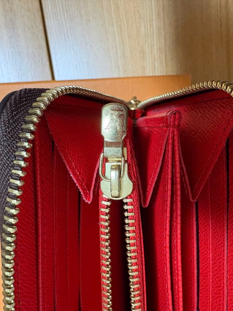 KIRUAIMULouis Vuitton 草間彌生コラボ　長財布 箱付き