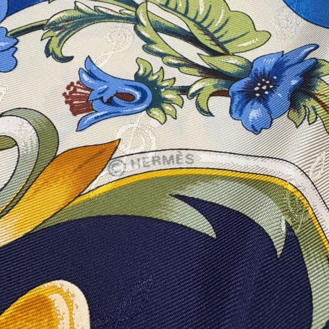 【未使用 Hermès カレ90】 パイプオルガンと機会仕掛けの楽器