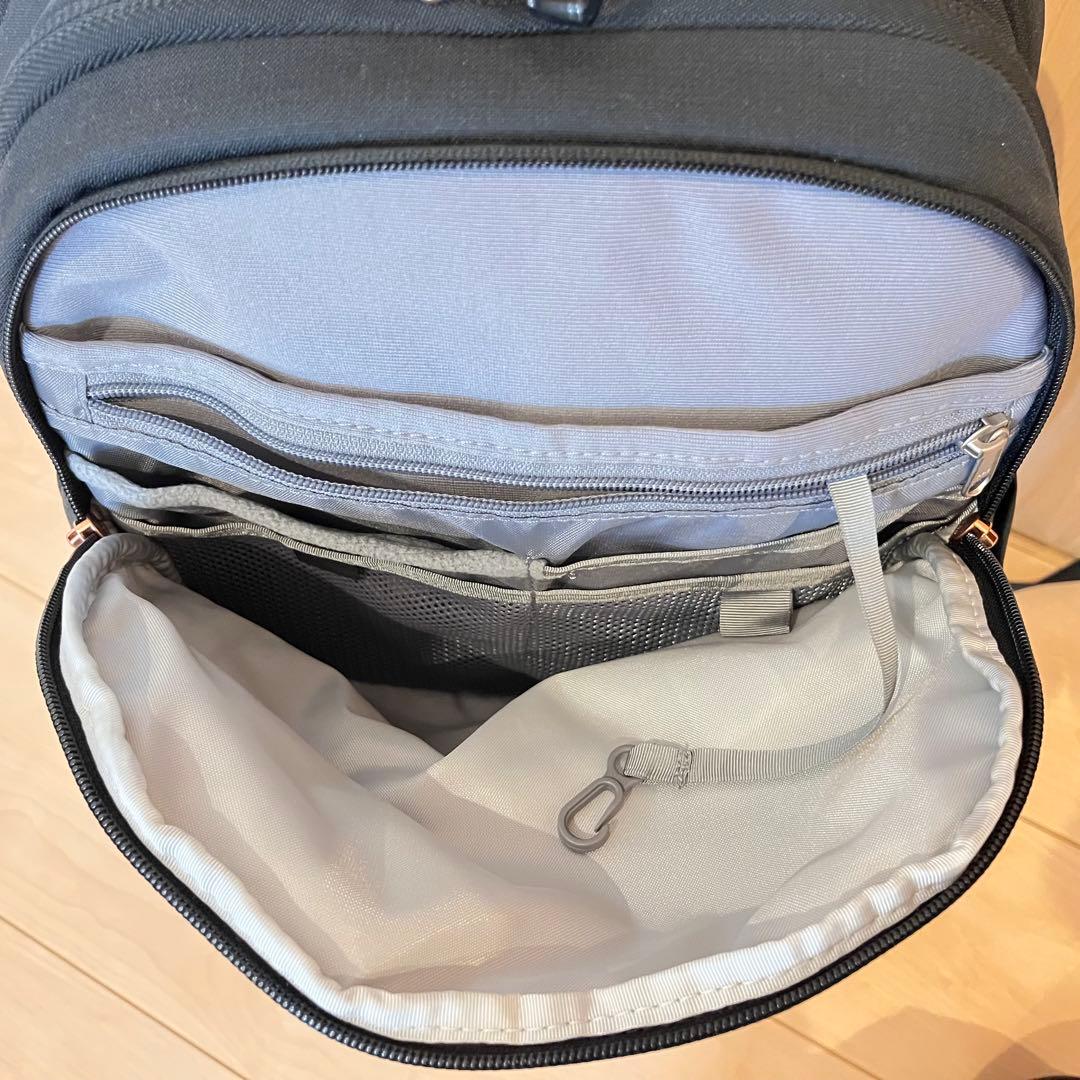 【美品】THE NORTH FACE POREALIS リュック　バックパック