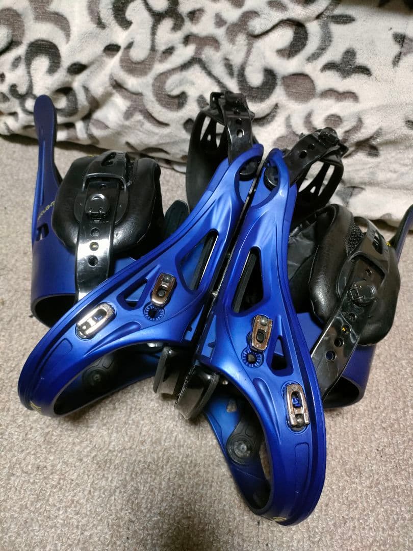 FLUX DS スノーボードビンディング 青/黒