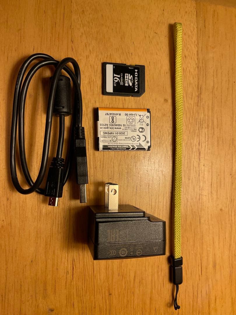 【中古】FUJIFILM XP140 防水デジタルカメラ