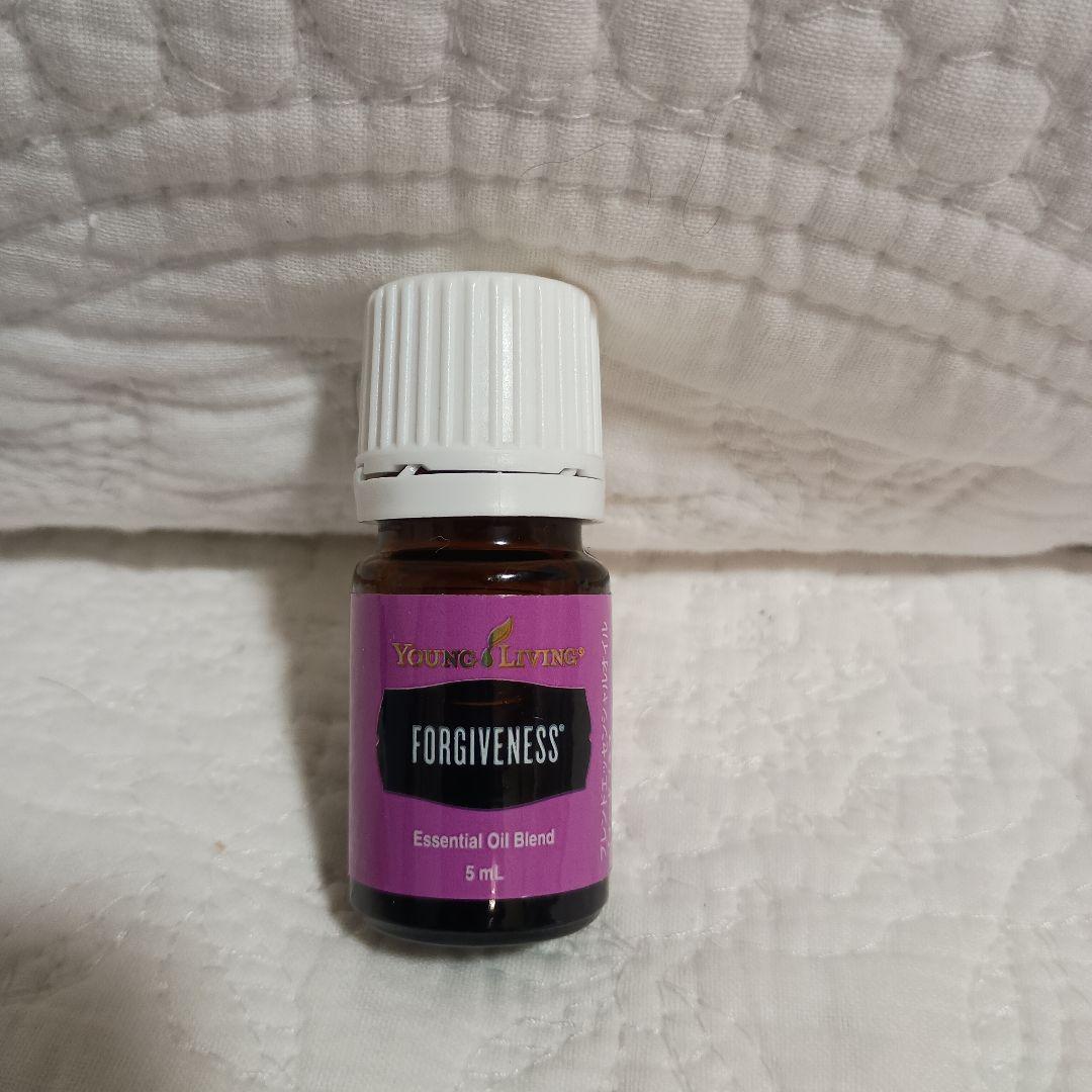 Young Living フォーギブネス エッセンシャルオイル 5ml
