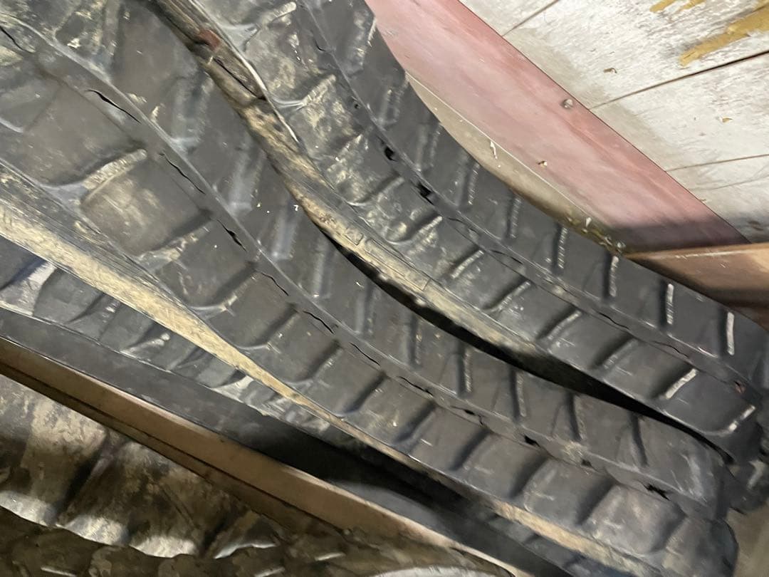 左右さセット　ゴムローラー キャタピ　180-84-28