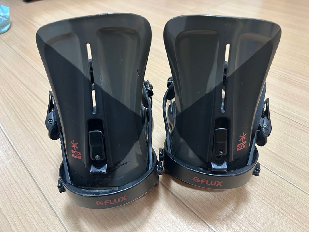 FLUX XF 17-18 サイズMFLUX XF 17-18モデル Mサイズ フラックス