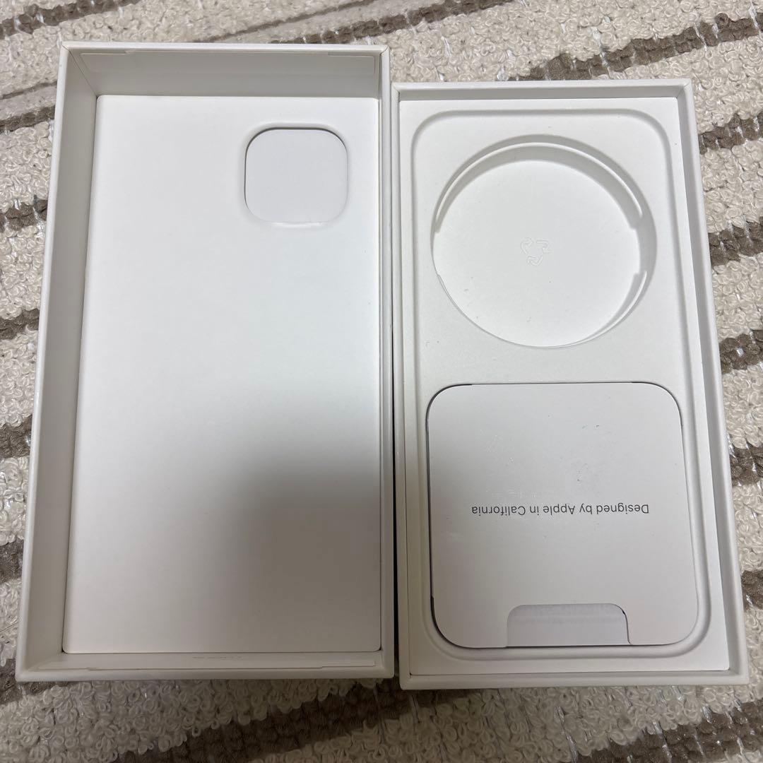 く*つ様 iphone13 本体 256GB