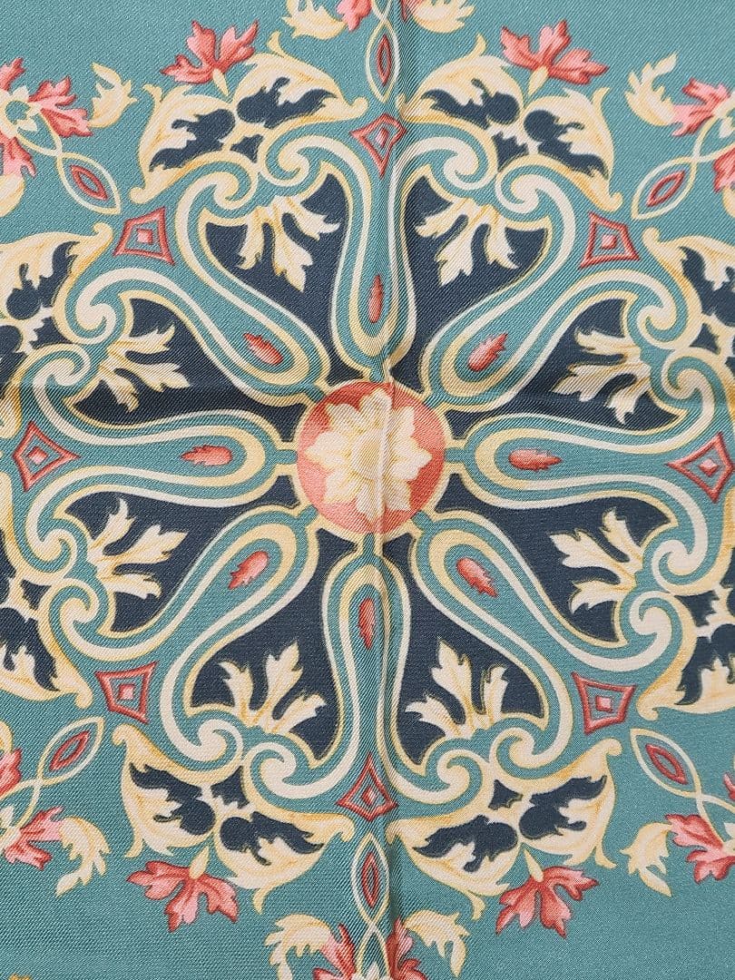 値下げ♪ETRO シルク スカーフ アラベスク柄 天使柄 イタリア製 - 小物