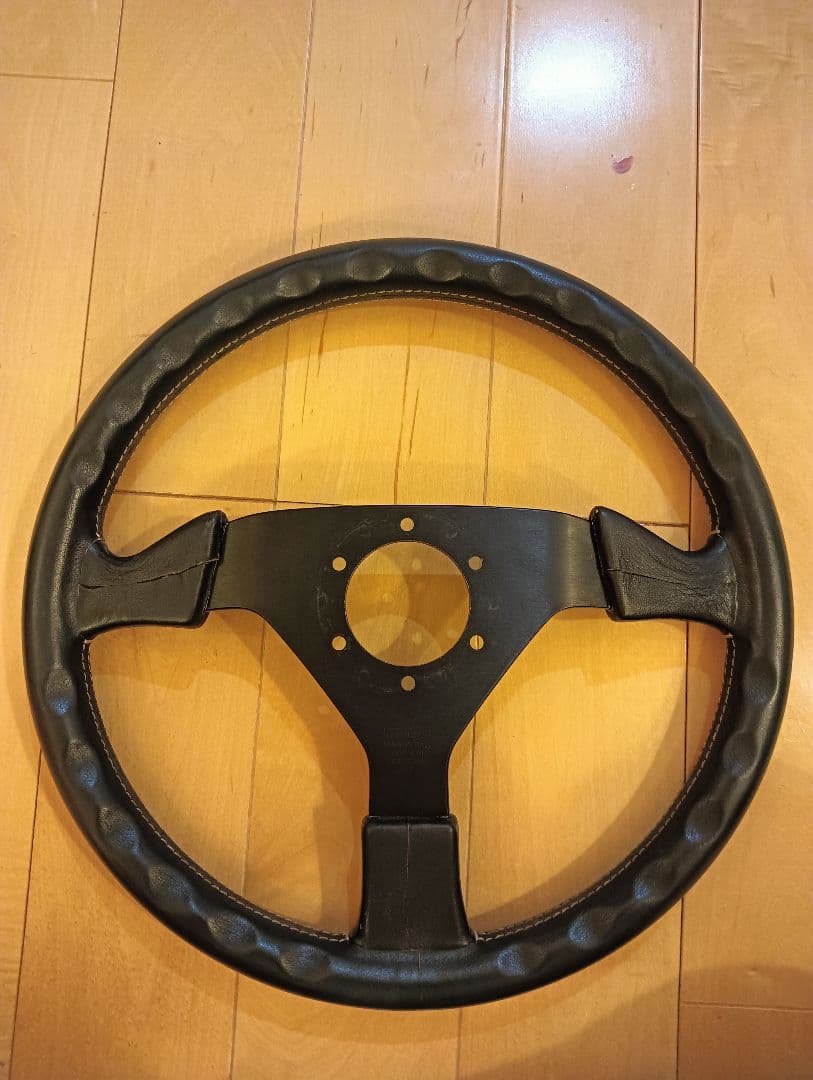 【当時物】MOMO ステアリングホイール COBRA2