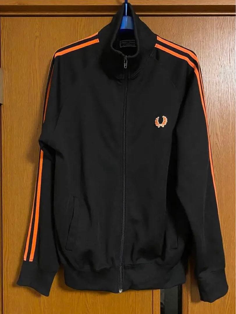 フレッドペリー ジャージ ブラック オレンジ ポルトガル製 - メルカリ