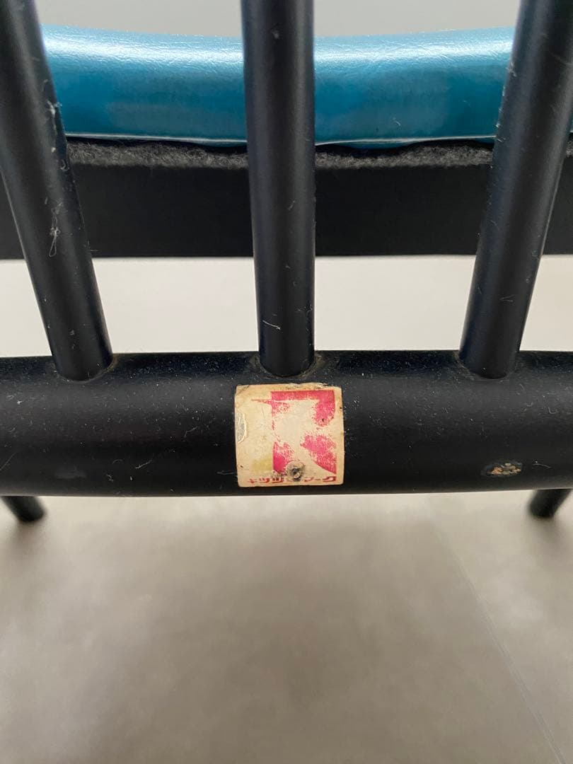 ① 飛騨産業 キツツキ　CASCADA 椅子 座面張替え済み オールド