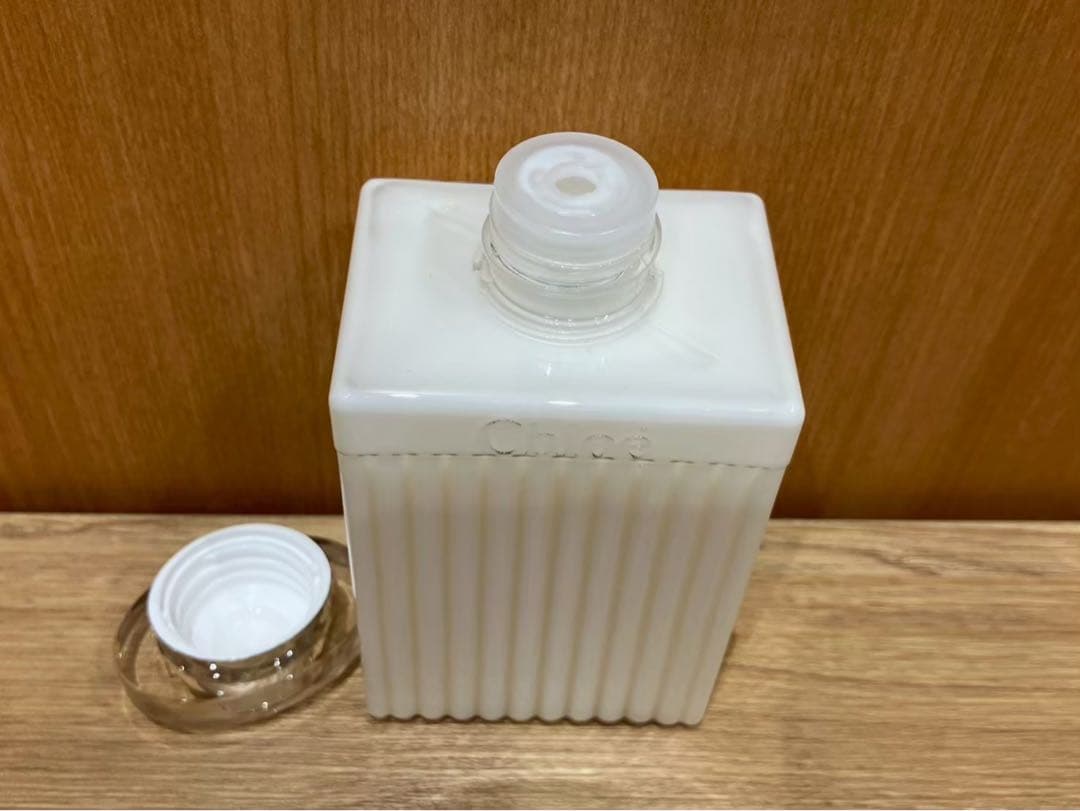 ◇クロエ　ボディケア　2点セット