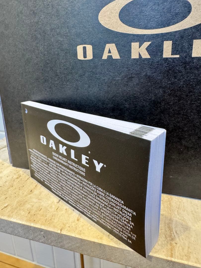 OAKLEY MOD1 ヘルメット L ブラックアウト 箱付属品 女性使用品 - メルカリ