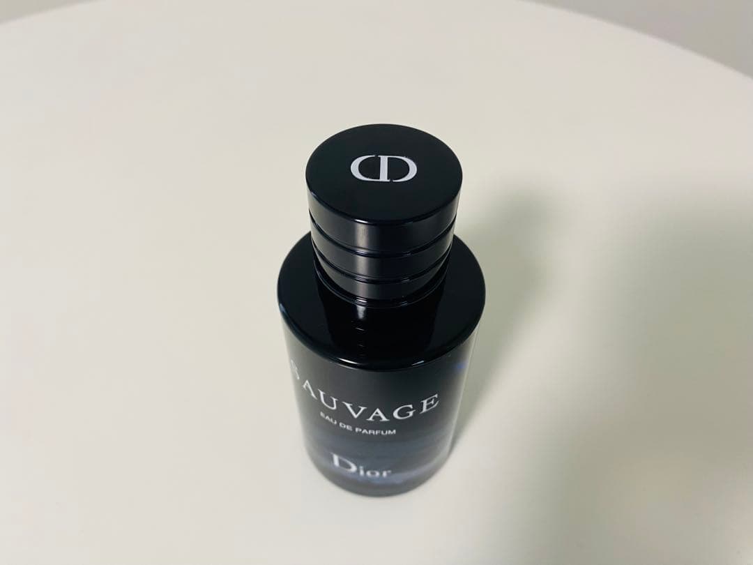 ディオール　ソヴァージュ　オードゥ　パルファン　60ml 箱付き　残量約95%