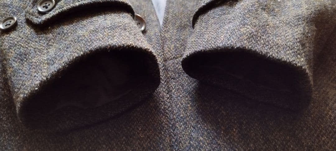 極美品　ハリスツイード地 ステンカラーコート　カーキミックス　スーツセレクト