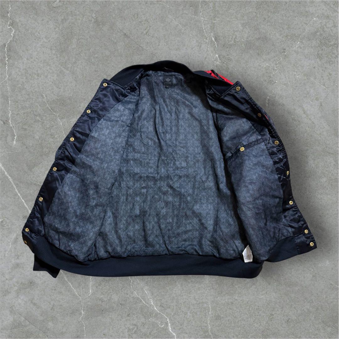 【M41】00s adidas中綿入りボタンスタジャン両面刺繍ブラックゴールド赤