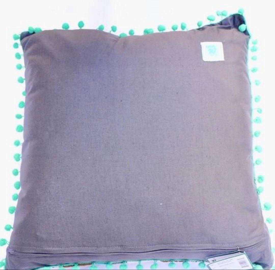 新品 カルマリビングアニマルクッション ビーグル 45×45