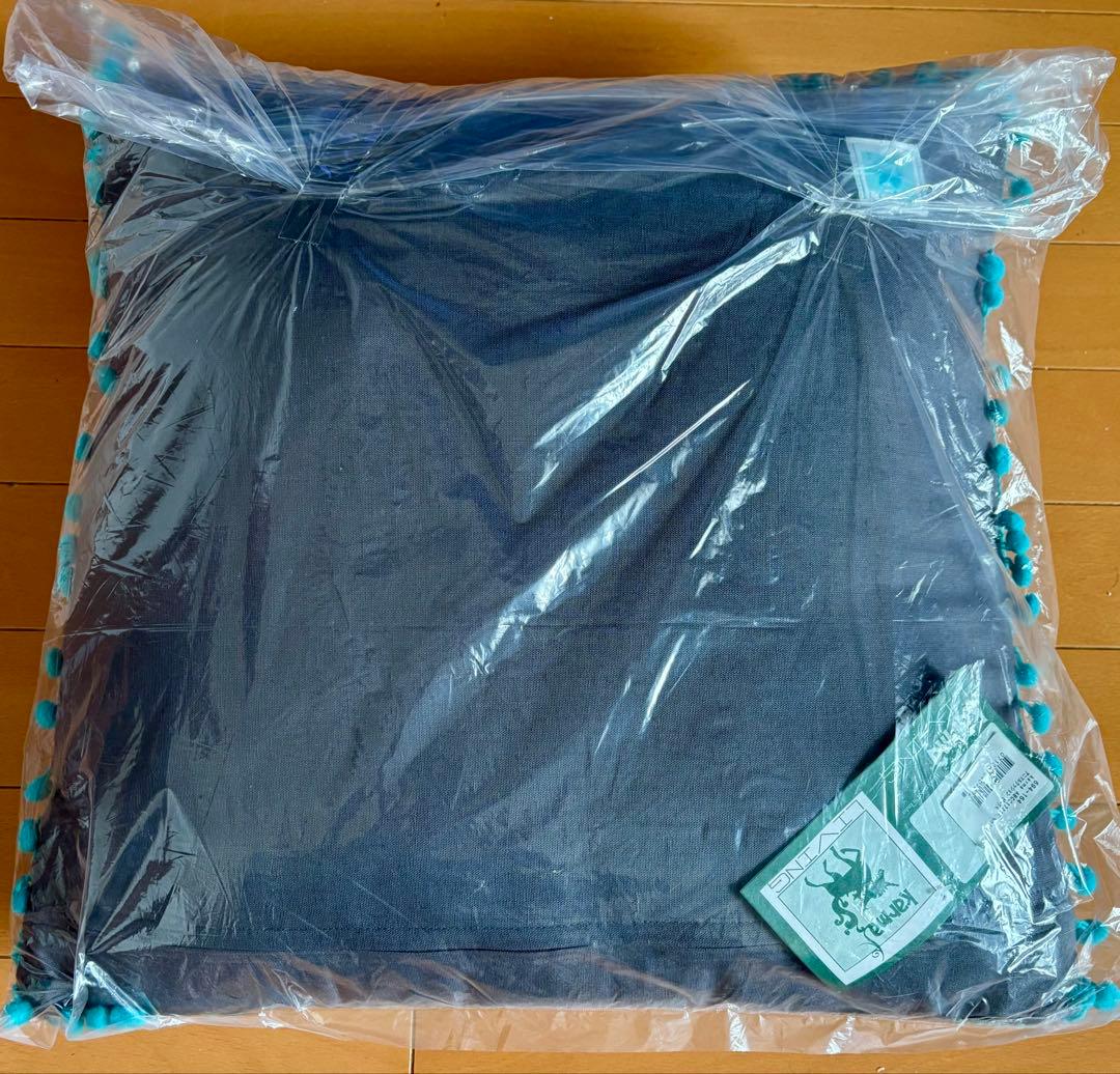 新品 カルマリビングアニマルクッション ビーグル 45×45