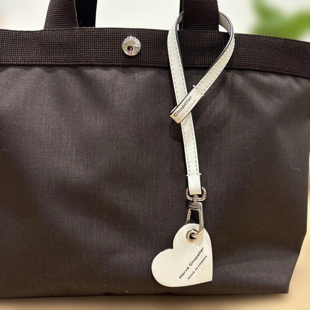 Hervé Chapelier レザー チャーム & ストラップ ハート - メルカリ