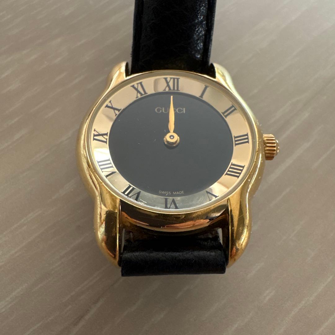 GUCCI アナログ腕時計 5100L ブラック/ゴールド - メルカリ