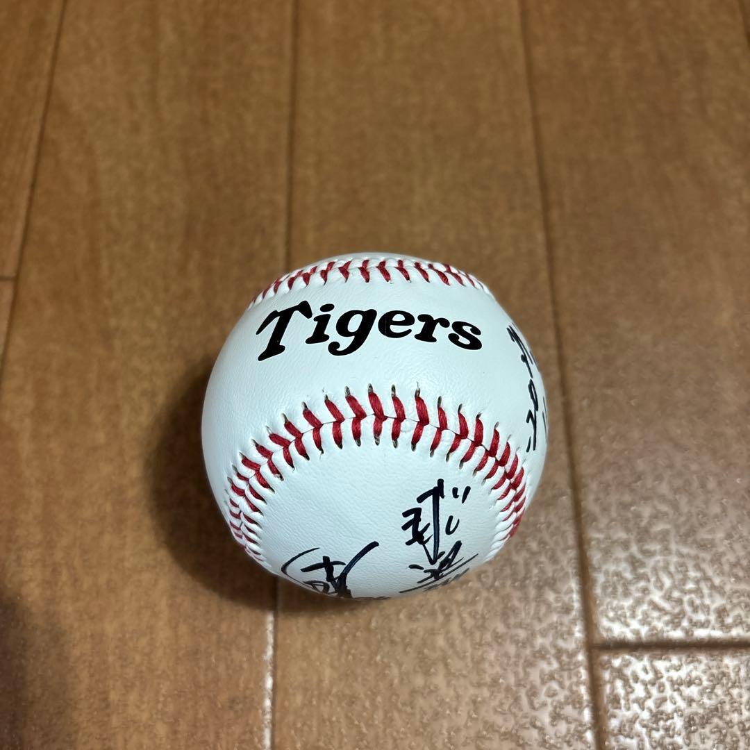 阪神タイガース　岡田彰布監督　日本一　日付入り　直筆サインボール