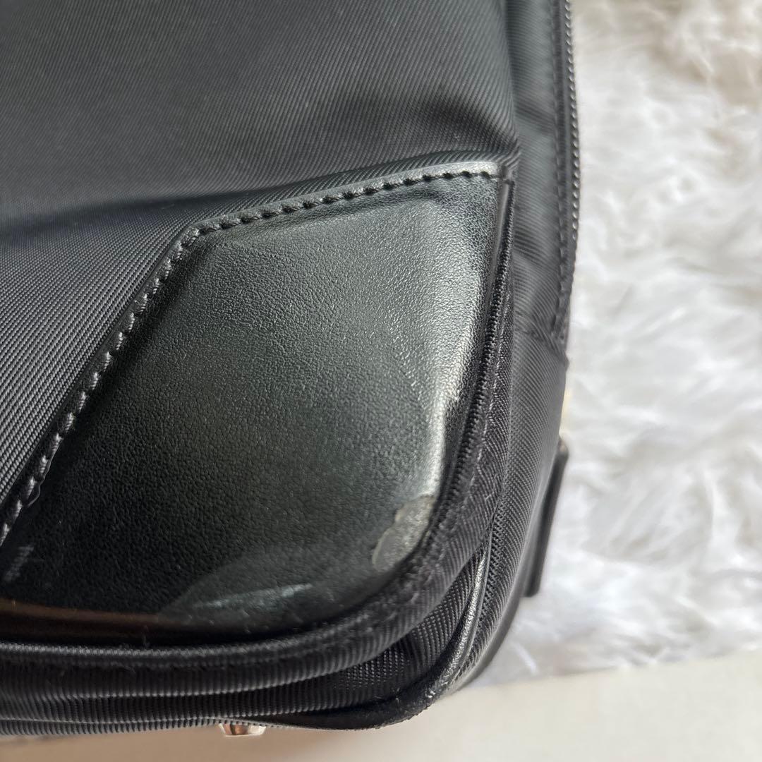 サムソナイト　ビジネスバッグ「エピッド 3」シリーズのブリーフケースEXP