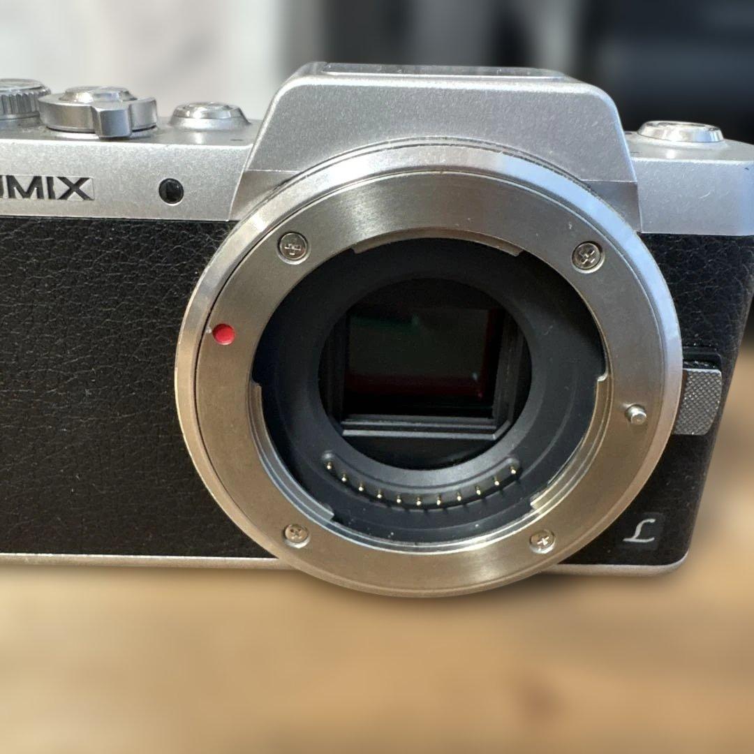 Panasonic LUMIX GF7 ボディミラーレス一眼カメラ