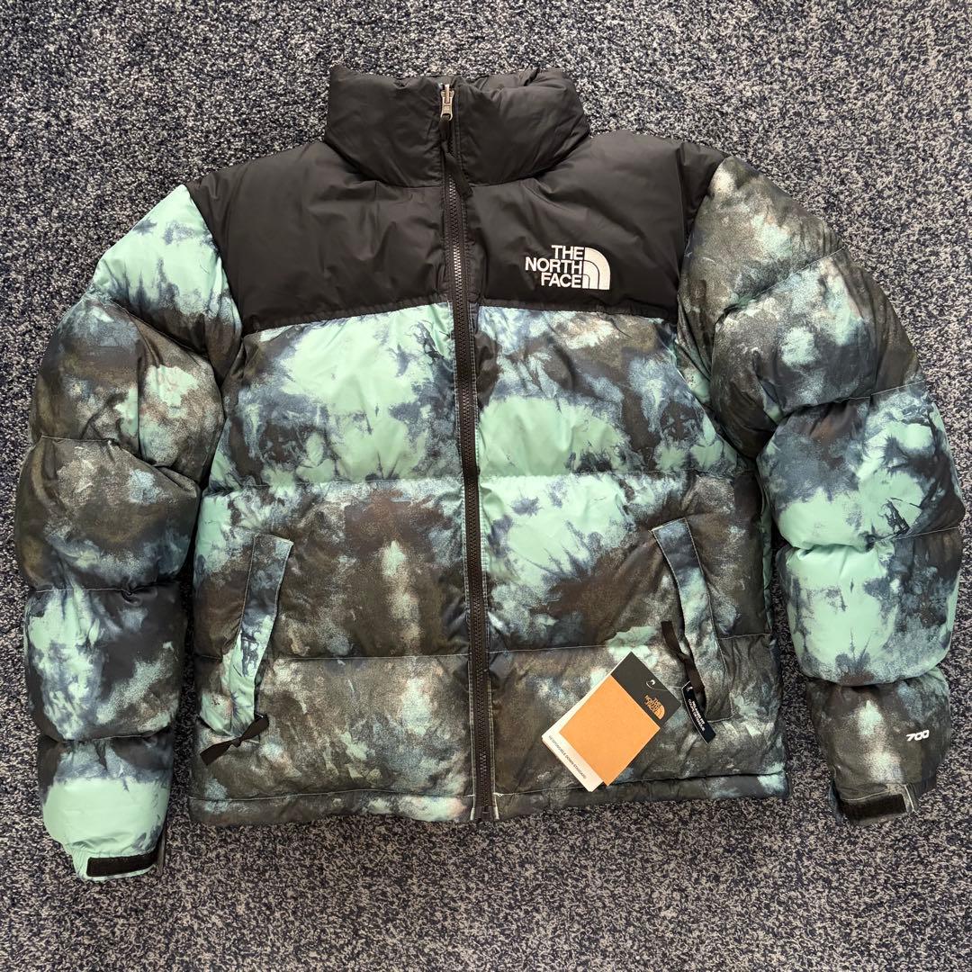 【未使用・タグ付】ノースフェイス　中綿　ダウンジャケット　アウター　総柄　Ｓ