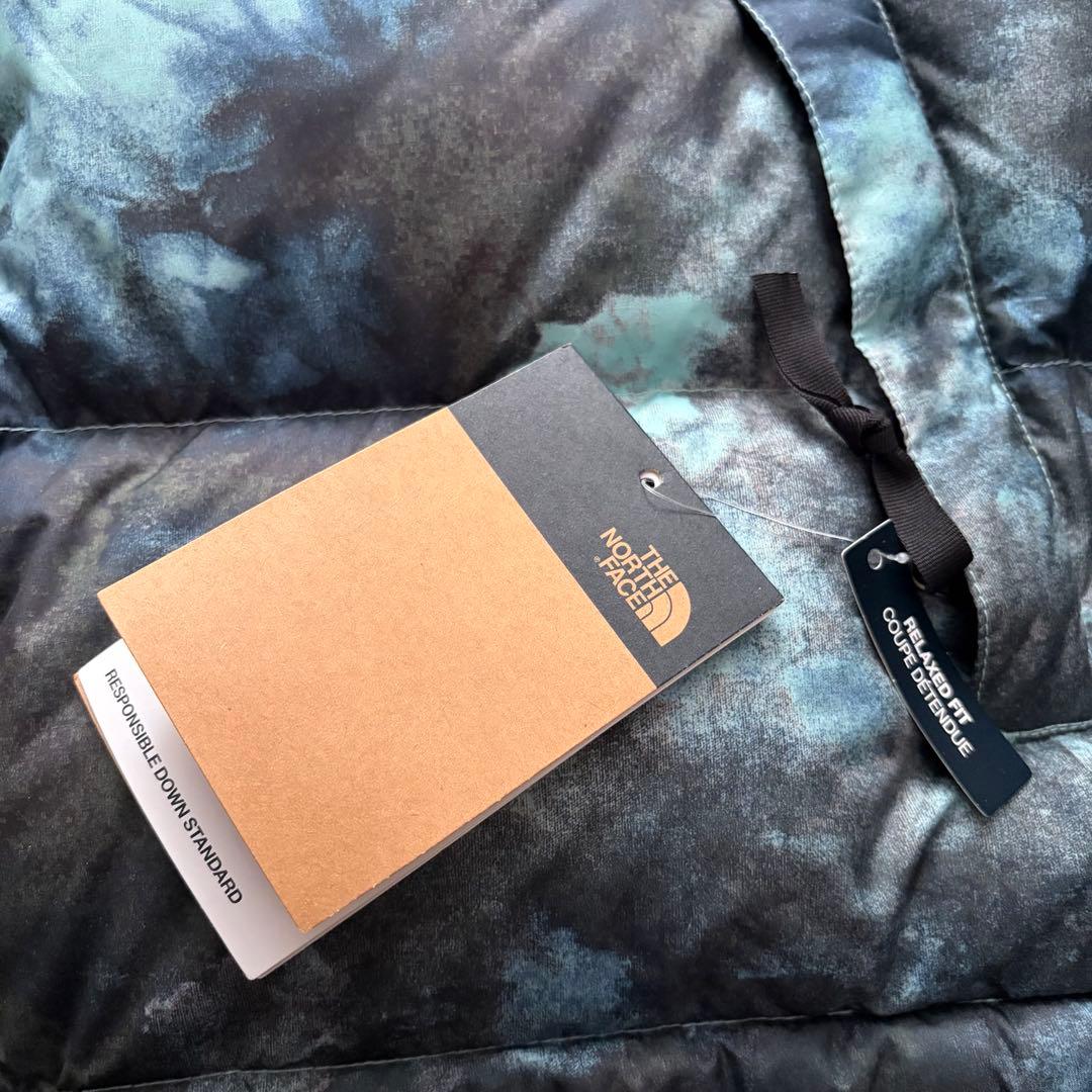 【未使用・タグ付】ノースフェイス　中綿　ダウンジャケット　アウター　総柄　Ｓ