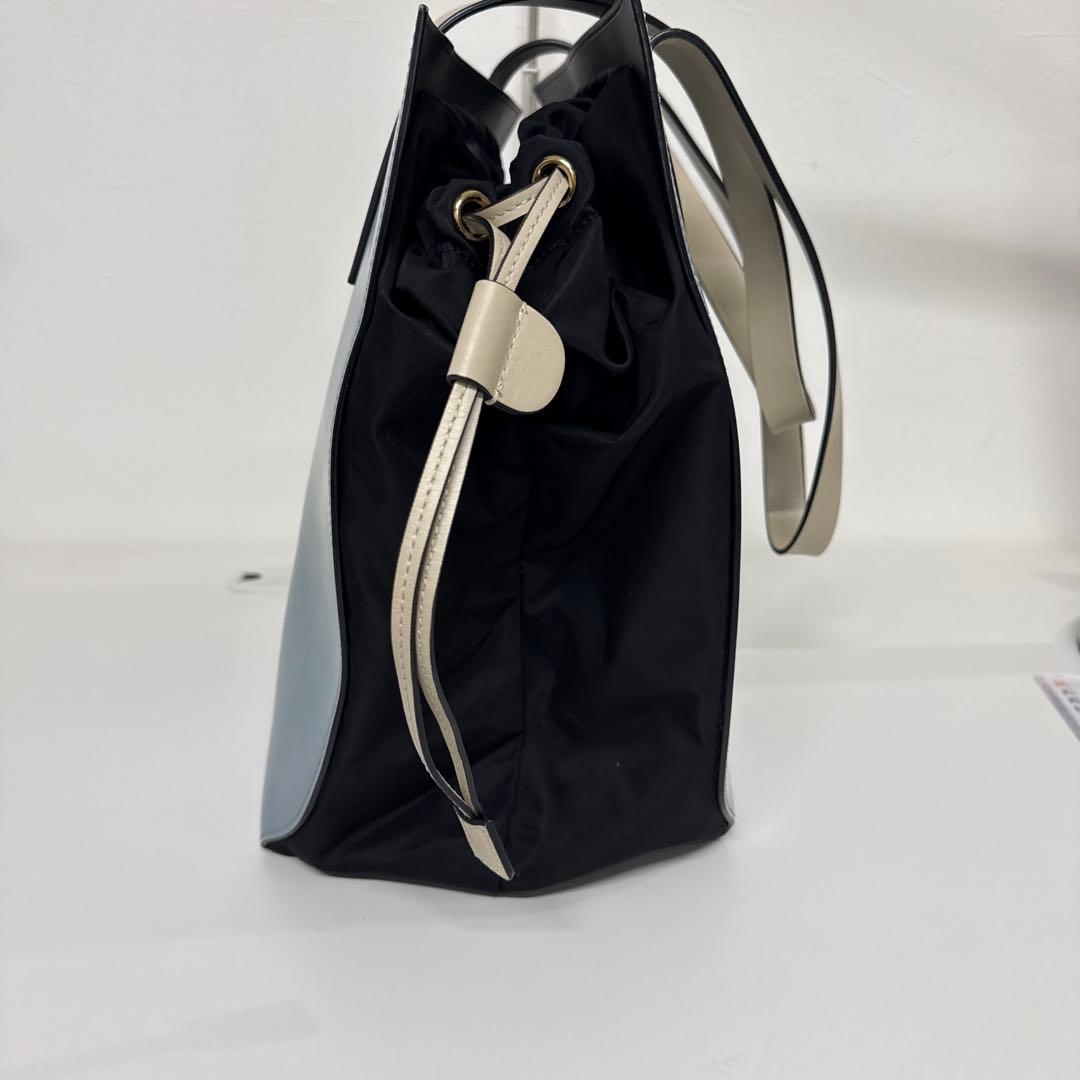 MARNI ライトブルー ブラック ショルダーバッグ