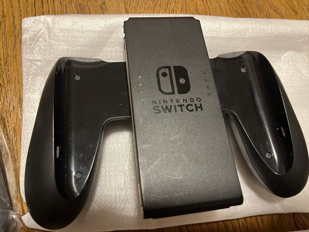 Nintendo Switch グレー 本体、Joy-Conブルーネオンイエロー