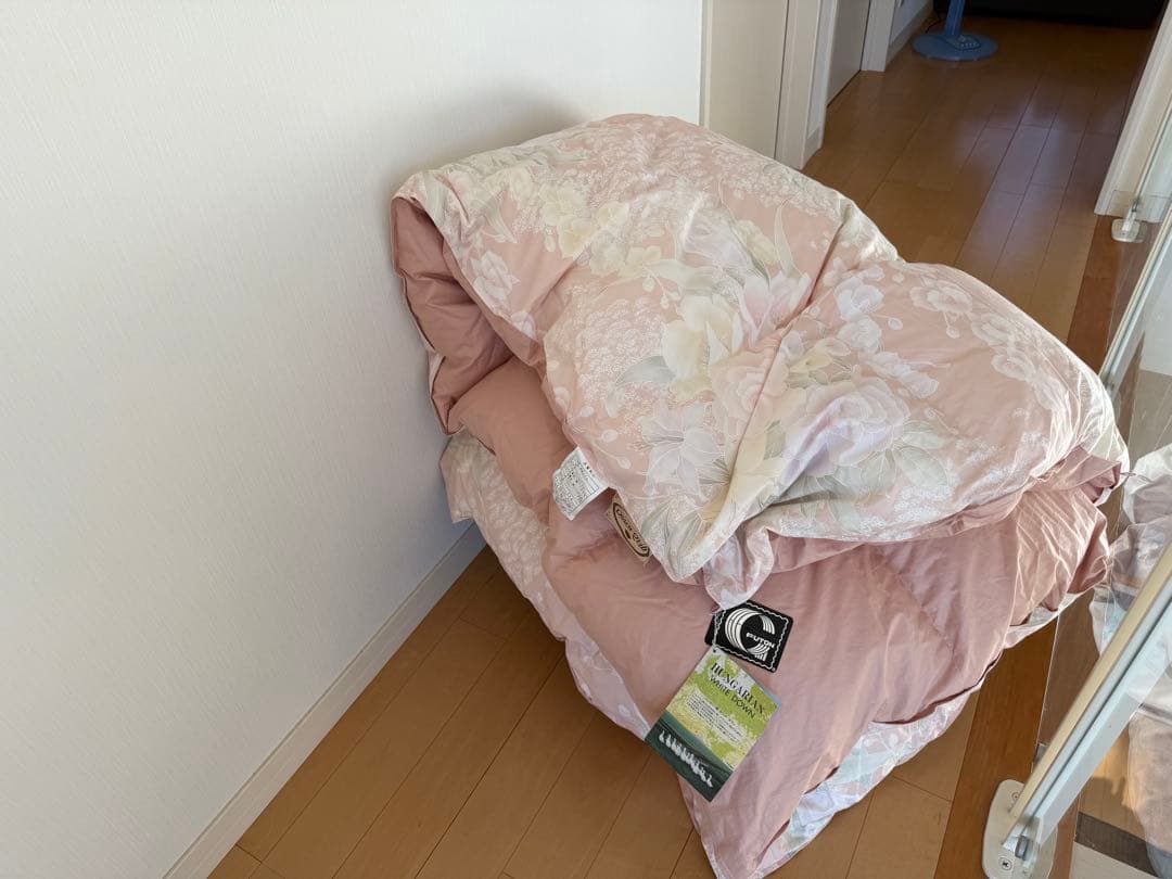 ハンガリー産　ホワイトダウン95% 1.3kg シングル　羽毛布団