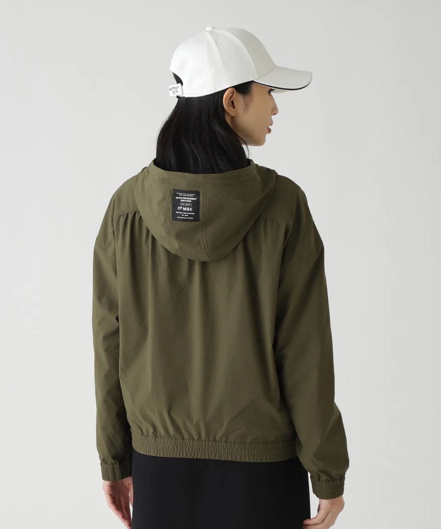 マスターバニーエディション 高密度ツイル レイヤードフーディブルゾン