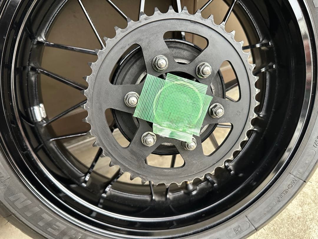 Z900RS 純正ホイール ミシュランロード5 前後セット - メルカリ