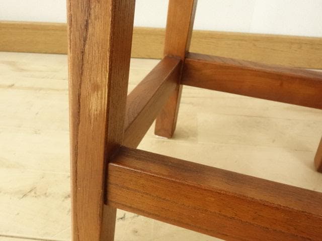 北海道手作り家具　ケヤキ（欅）材　スツールＢ　座面一枚板