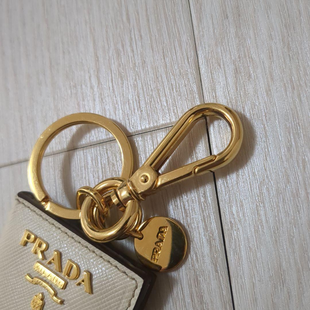 【極美品】PRADA プラダ バッグチャーム キーリング ノートモチーフ