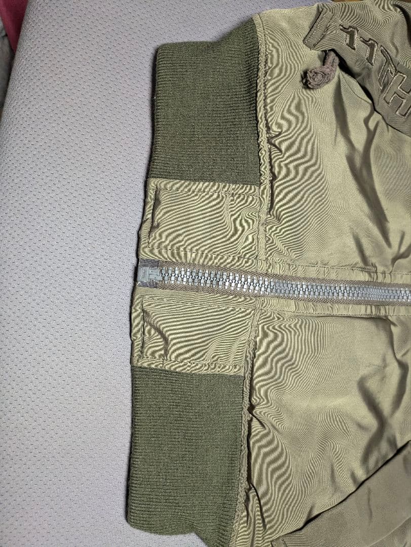 ココ　AVIREX　MA-1 フライトジャケット　カモフラ　迷彩　カーキ