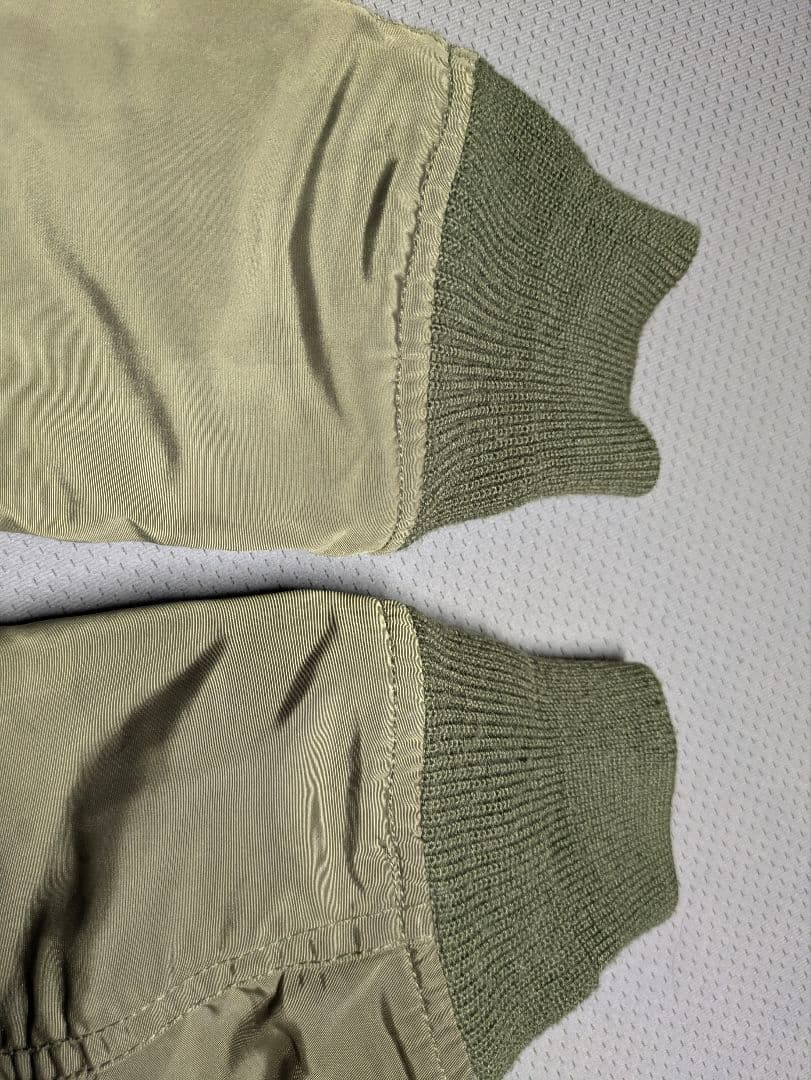 ココ　AVIREX　MA-1 フライトジャケット　カモフラ　迷彩　カーキ