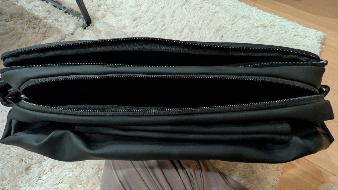 タ*マ様 【美品】QUICKPACK13クイックパック ボディバッグ ブラック