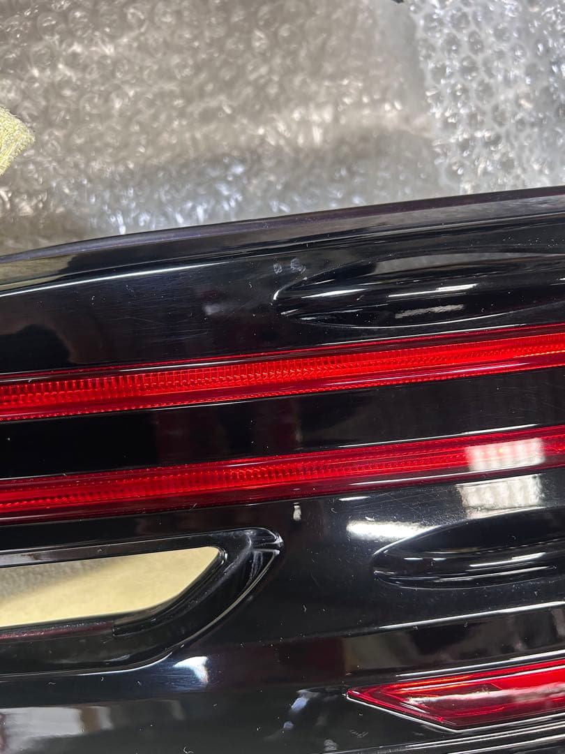 アルファード30前期 バレンティ LEDテールランプ