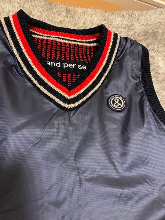 and per se アンパシィ　ゴルフ　レディース　ベスト　新品　未使用