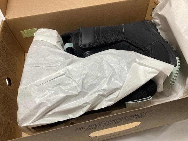 定価￥47300 半額 2024 ナイデッカー CASCADE W 23.5cm