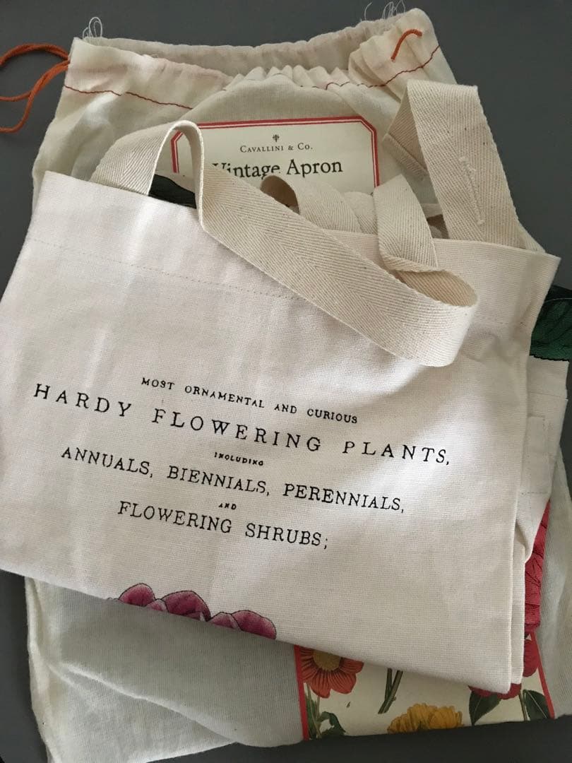 《新品》エプロン　ボタニカル　花　BOTANICA Vintage Apron