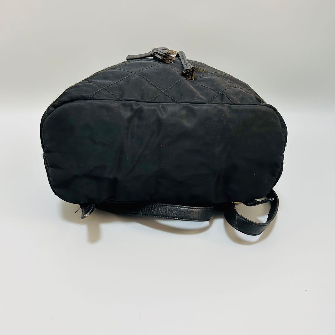 PRADA プラダ キルティング バックパックリュックブラック 三角ロゴ 黒色